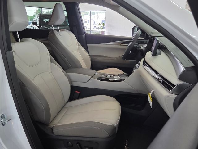 2027 INFINITI QX60 Luxe FWD