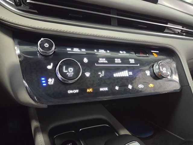 2027 INFINITI QX60 Luxe FWD