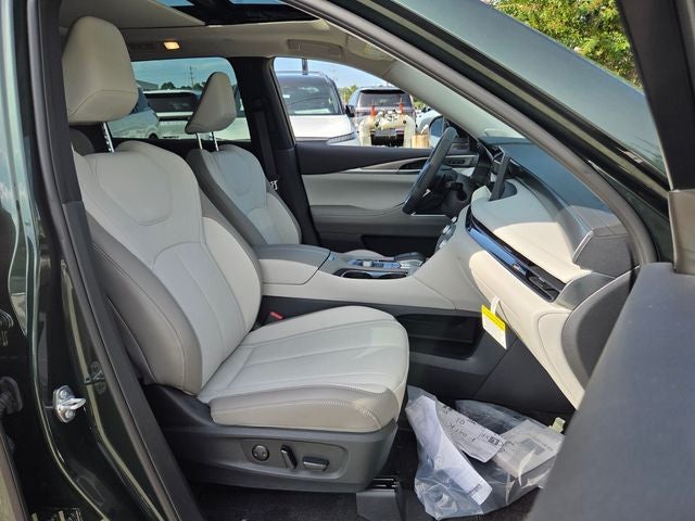 2027 INFINITI QX60 Luxe FWD