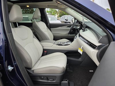 2027 INFINITI QX60 Luxe FWD