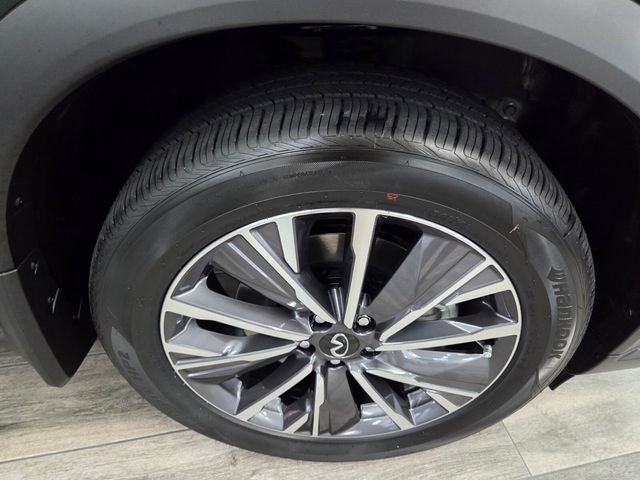 2027 INFINITI QX60 Luxe FWD