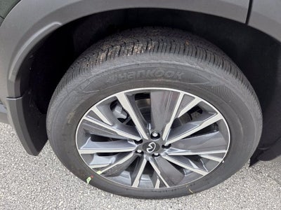 2027 INFINITI QX60 Luxe FWD