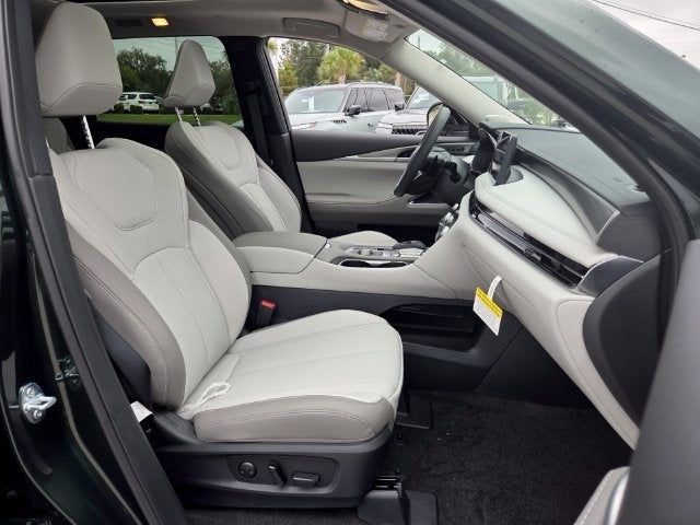2027 INFINITI QX60 Luxe FWD