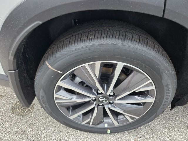 2027 INFINITI QX60 Luxe FWD