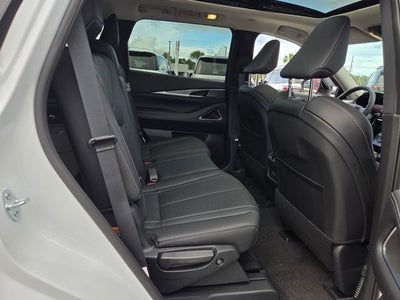 2027 INFINITI QX60 Luxe FWD