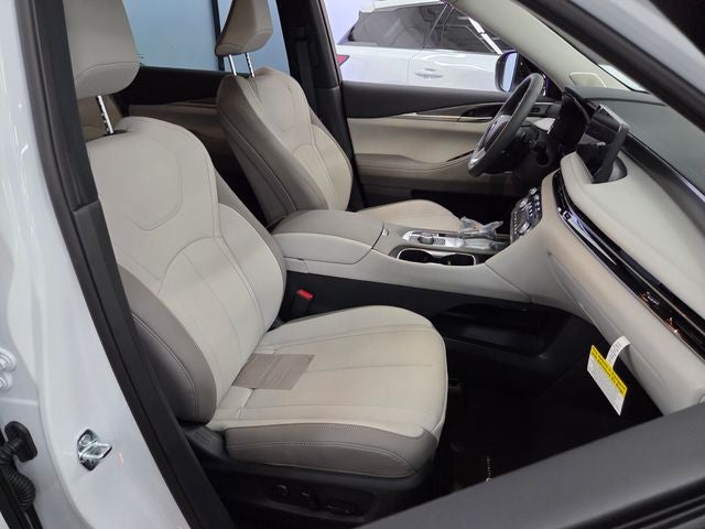 2027 INFINITI QX60 Luxe FWD