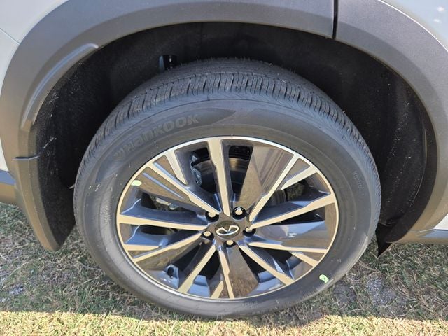 2027 INFINITI QX60 Luxe FWD