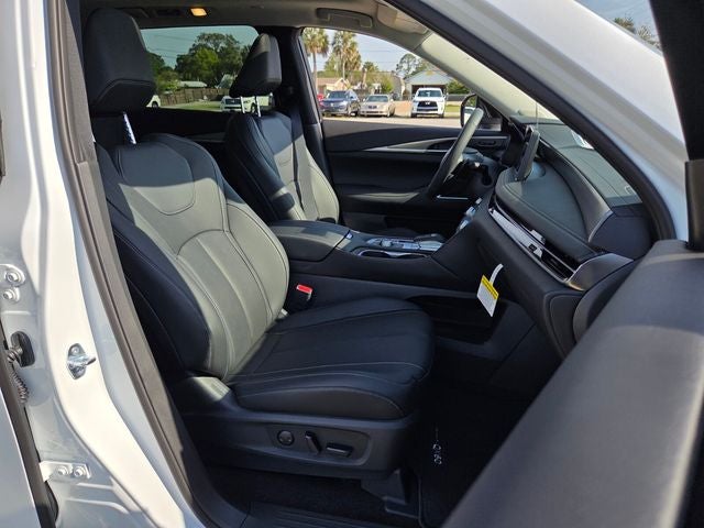 2027 INFINITI QX60 Luxe FWD