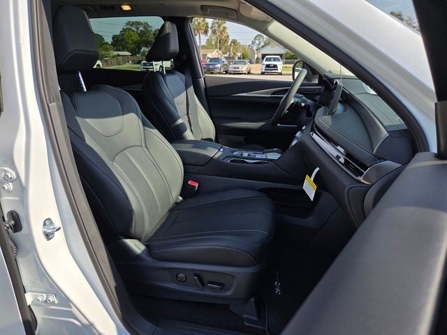 2027 INFINITI QX60 Luxe FWD