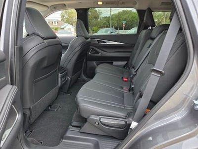 2027 INFINITI QX60 Luxe FWD