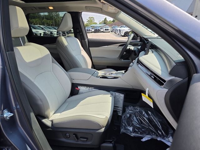 2027 INFINITI QX60 Luxe FWD