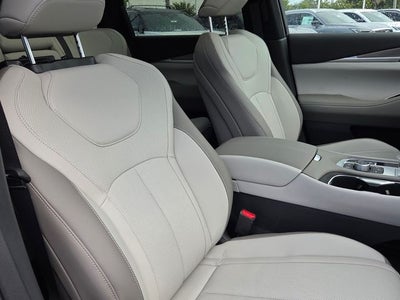2027 INFINITI QX60 Luxe FWD