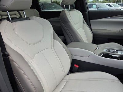 2027 INFINITI QX60 Luxe FWD