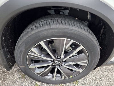2027 INFINITI QX60 Luxe FWD