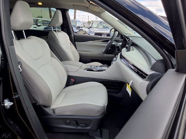 2027 INFINITI QX60 Luxe FWD
