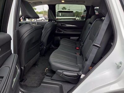 2027 INFINITI QX60 Luxe FWD