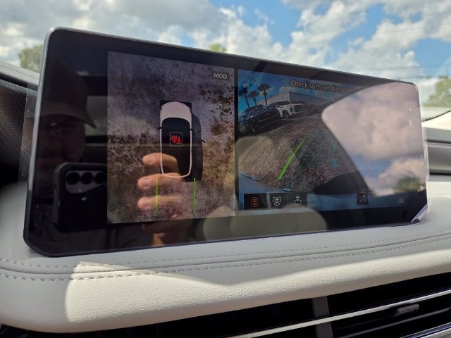 2027 INFINITI QX60 Luxe FWD