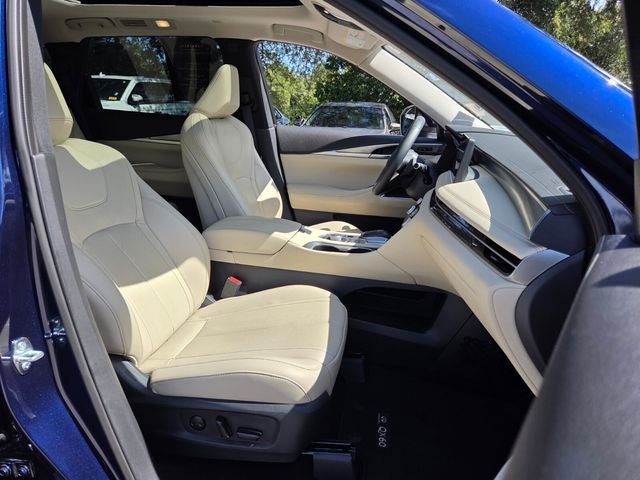 2025 INFINITI QX60 Luxe FWD
