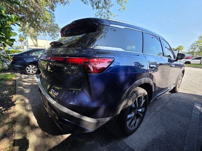 2025 INFINITI QX60 LUXE