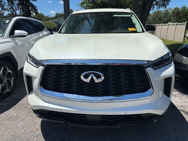 2023 INFINITI QX60 LUXE FWD