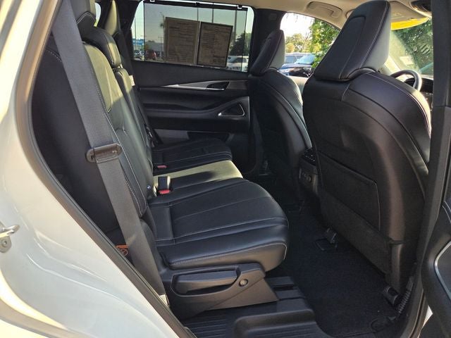 2023 INFINITI QX60 LUXE FWD