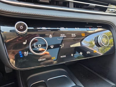 2023 INFINITI QX60 LUXE FWD