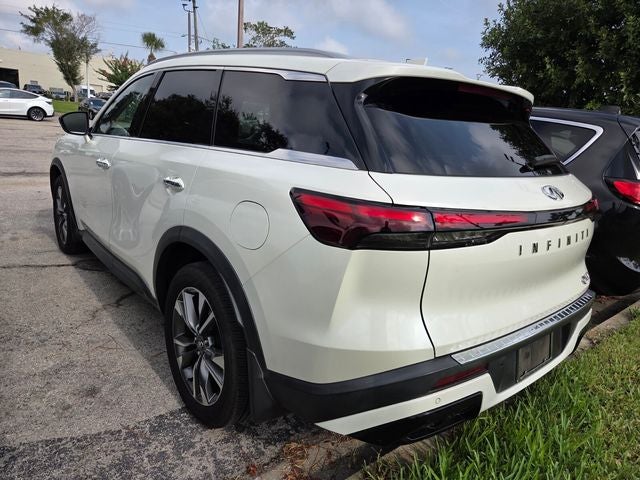 2023 INFINITI QX60 LUXE