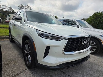 2023 INFINITI QX60 LUXE