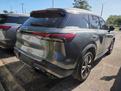 2023 INFINITI QX60 LUXE FWD
