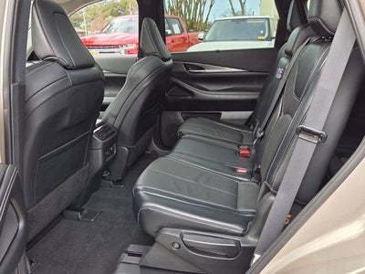 2023 INFINITI QX60 LUXE AWD