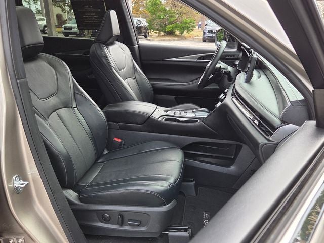 2023 INFINITI QX60 LUXE AWD