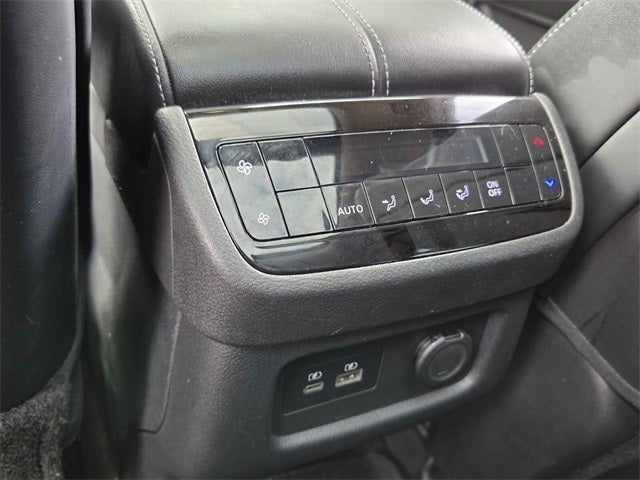 2023 INFINITI QX60 LUXE AWD