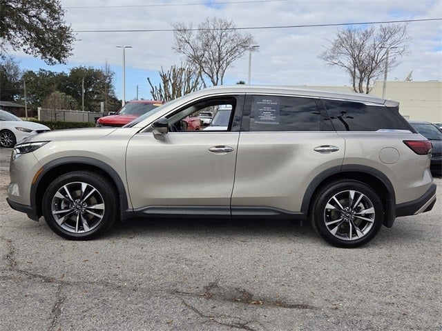 2023 INFINITI QX60 LUXE AWD