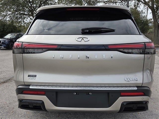 2023 INFINITI QX60 LUXE AWD