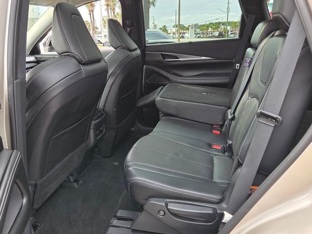 2023 INFINITI QX60 LUXE AWD