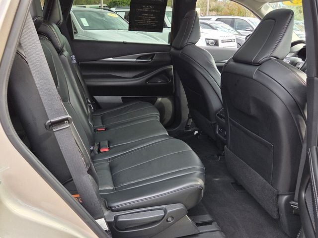 2023 INFINITI QX60 LUXE AWD