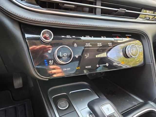 2023 INFINITI QX60 LUXE AWD