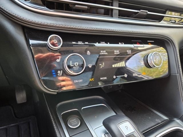 2023 INFINITI QX60 LUXE AWD