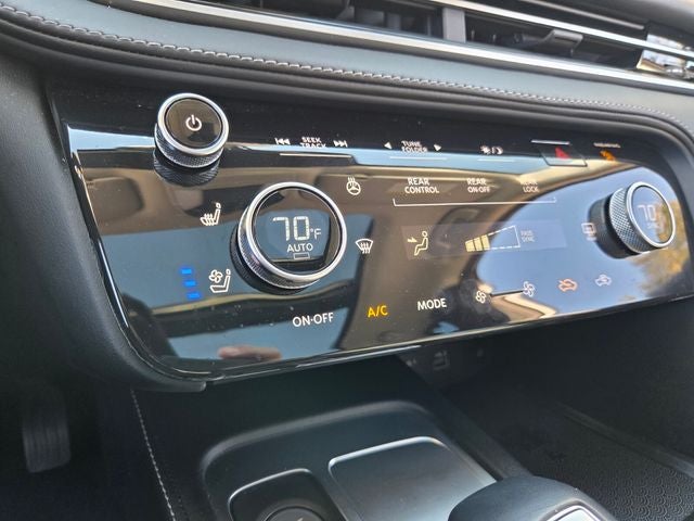 2023 INFINITI QX60 LUXE AWD