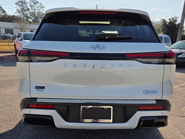 2023 INFINITI QX60 LUXE AWD