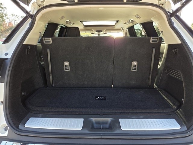 2023 INFINITI QX60 LUXE AWD