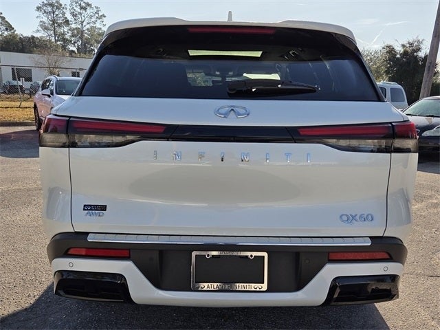 2023 INFINITI QX60 LUXE AWD