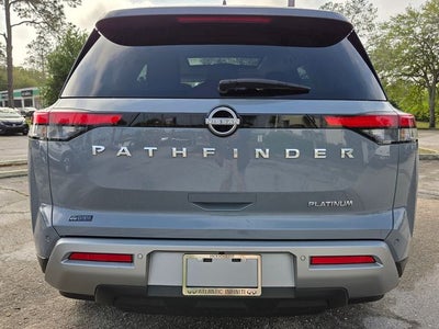 2023 Nissan Pathfinder Platinum