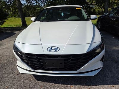 2021 Hyundai Elantra SE