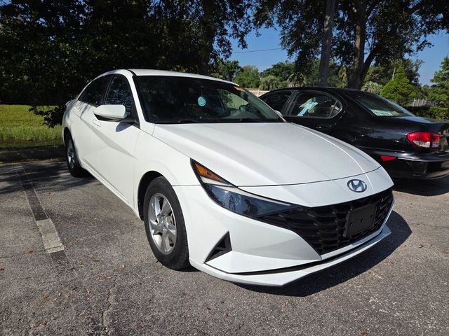 2021 Hyundai Elantra SE