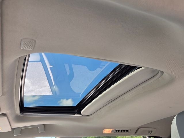 2023 Toyota Sienna XLE 8 Passenger