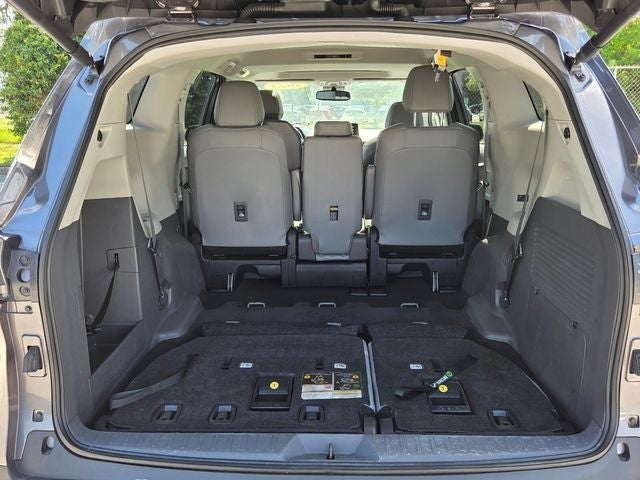 2023 Toyota Sienna XLE 8 Passenger