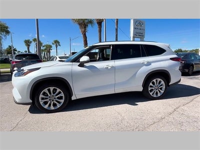 2022 Toyota Highlander Limited