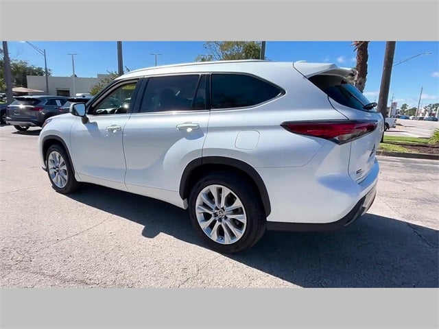 2022 Toyota Highlander Limited