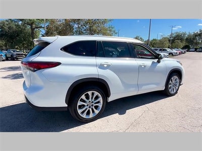2022 Toyota Highlander Limited